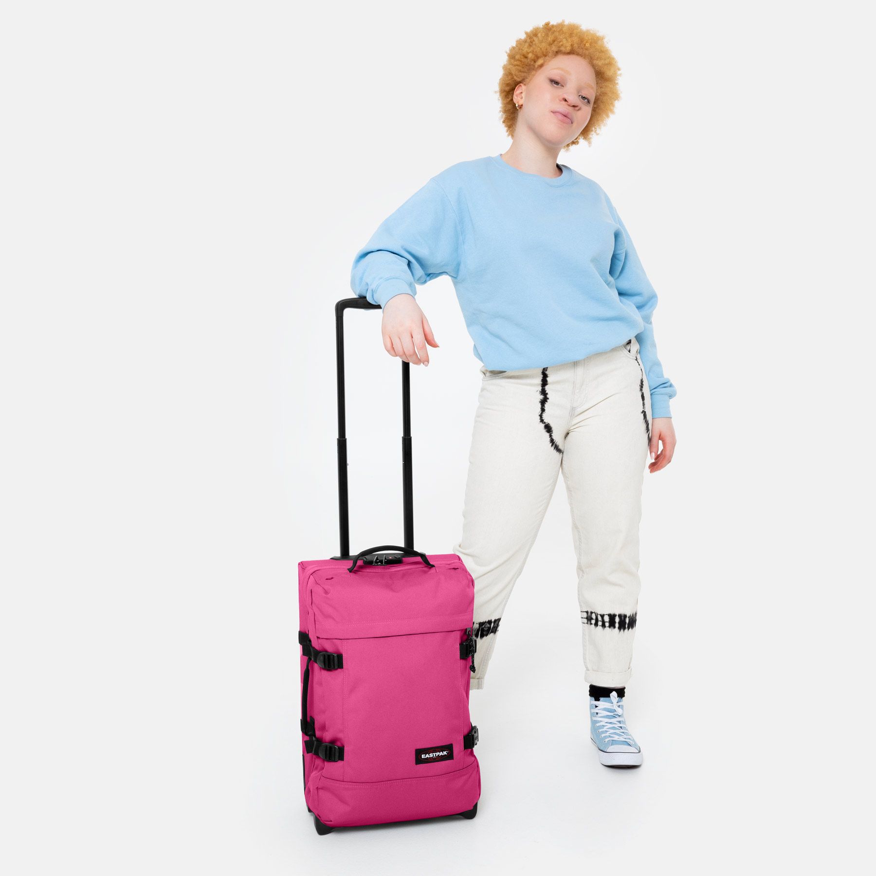 MALETA CABINA AVIÓN EASTPAK Tranverz S EK61LK25 Pink Escape rosa fucsia -  Martimpe Berart - Tienda de Moda en Gausach, Vielha, Valle de Aran