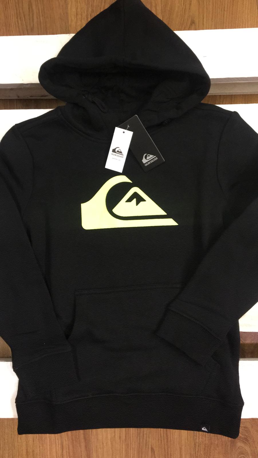 niño Quiksilver con capucha para Chicos Ref. EQBFT03126 negra con logo fluorescente | Martimpe Berart - Tienda de Moda en Gausach, Vielha, de Aran