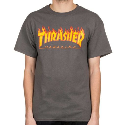 Camiseta THRASHER Magazine Hombre Flame logo manga corta Ref. 110102 GRIS CARBÓN Llama fuego amarilla y naranja