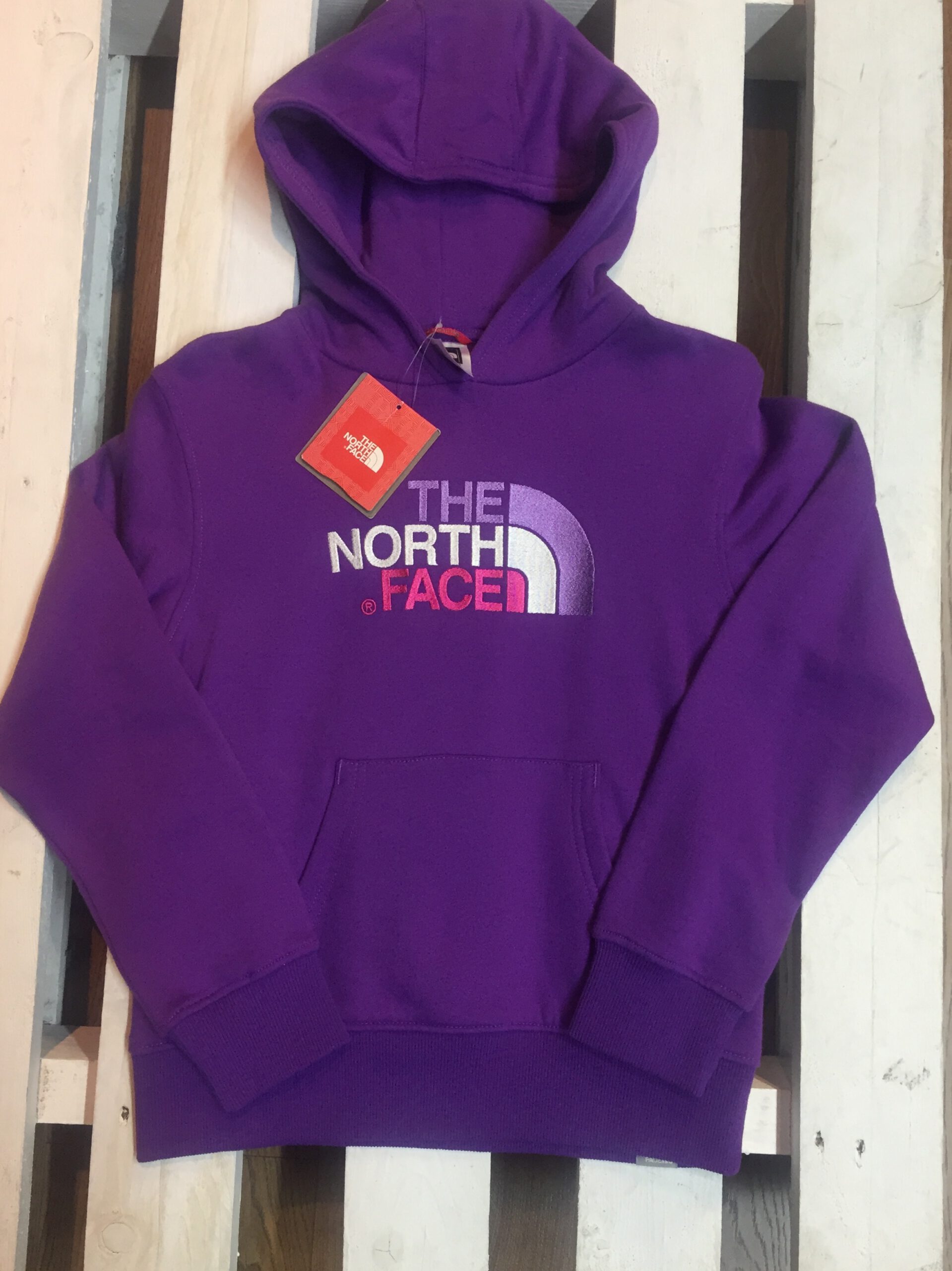 Sudadera THE NORTH FACE niña con capucha DREW PEAK T0ASWQD1S Morada lila Logo bordado gris lila | Martimpe Berart - Tienda de Moda Gausach, Vielha, de Aran