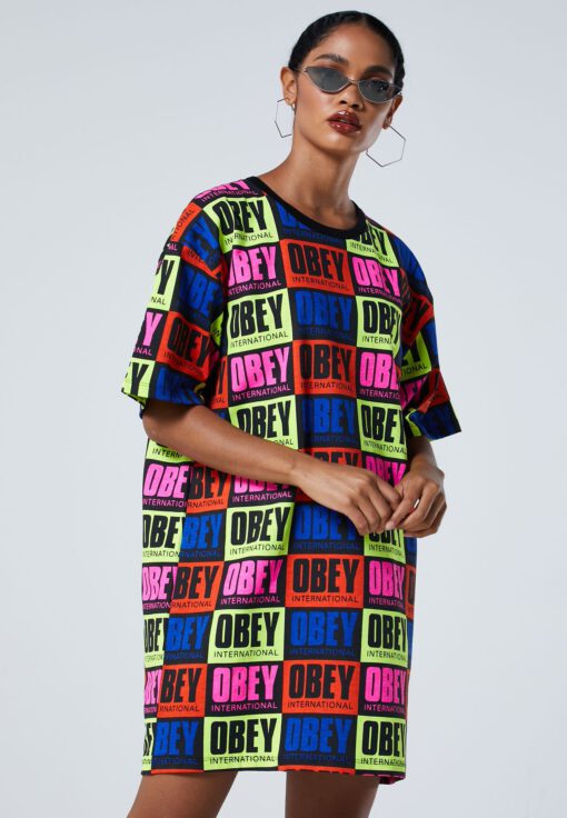 Vestido camisero manga corta OBEY chica Gazer Dress Ref. 401500329 multi color logos Obey