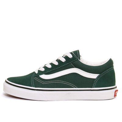 Zapatillas VANS clásicas y cómodas Sneakers deporte unisex VANS OLD SKOOL TREKKING GREEN/TRUE WHITE Mod. VN0A4BUUV3N1 ante verde con franjas blancas