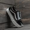 Zapatillas plataforma VANS Ward Sneaker Old Skool Platfor black Ref. VN0A3B3UY281 negra y franja blanca