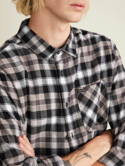 Camisa VOLCOM de Manga larga Hombre FLANAL CUADROS CADEN PLAID black Ref. A0531804 Cuadros negros y blancos