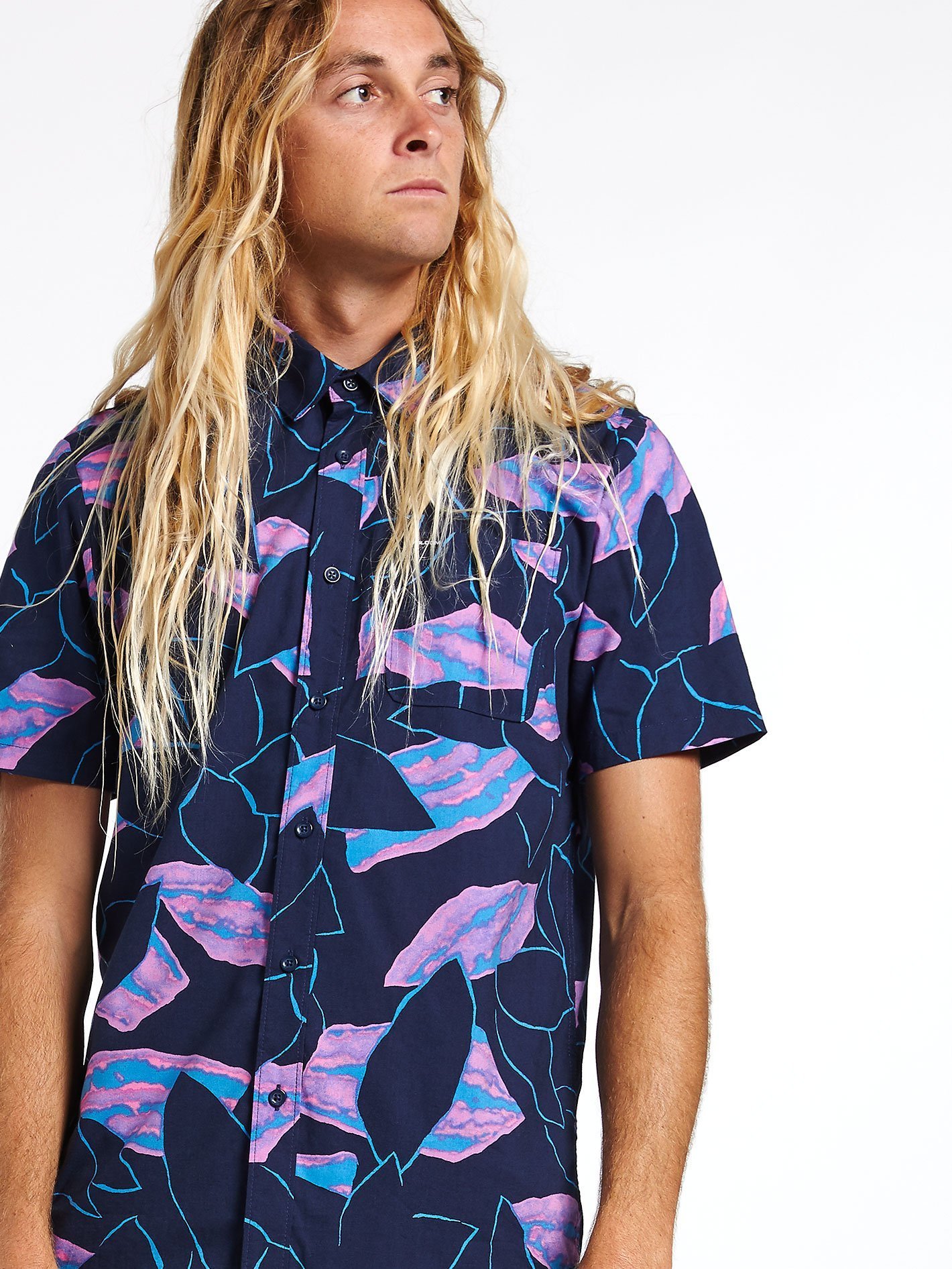 Camisa VOLCOM Manga Corta para Hombre llamativa SECRET
