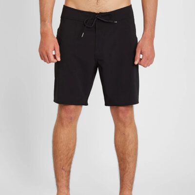 Bañador VOLCOM corto para Hombre cintura elástica BOARDSHORT LIDO SOLID MOD 18" - BLACK Ref. A0812122 negro Nueva Colección