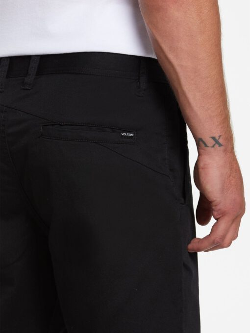 Pantalón corto VOLCOM bermudas para Hombre FRICKIN MODERN STRETCH SHORT - BLACK Ref. A0911601_BLK negro Nueva colección