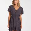 Vestido corto BILLABONG manga corta para mujer Day Trippin OFF BLACK (ofb) Ref. ABJWD00157 flores negro Nueva colección 2021