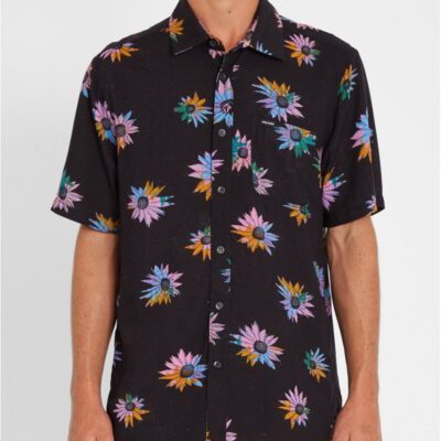 Camisa VOLCOM Manga Corta para Hombre llamativa PLEASURE CRUISE - BLACK Ref. A0412104 Negra flores