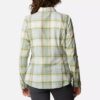 Camisa COLUMBIA de manga larga para mujer Camp Henry™ II Stone Green Plaid Ref. 1885535397 Cuadros verdes