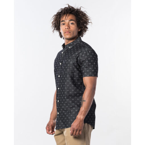 Camisa de Manga Corta Hombre RIP CURL Rhombees Short Sleeve black Ref. CSHFX4 negra rombos blancos