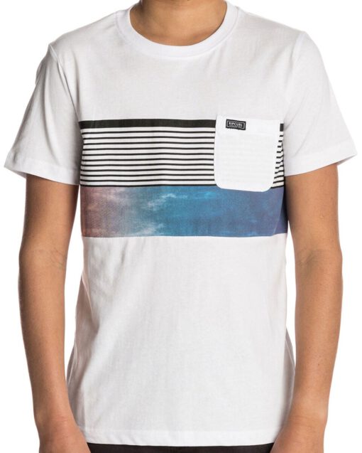 Camiseta RIP CURL Niño manga corta surfera Wilko Premium SS Tee Optical white Ref. KTELO4 blanca bolsillo pecho