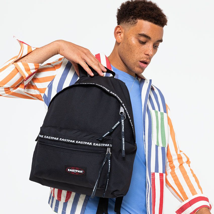 eastpak padded puller black