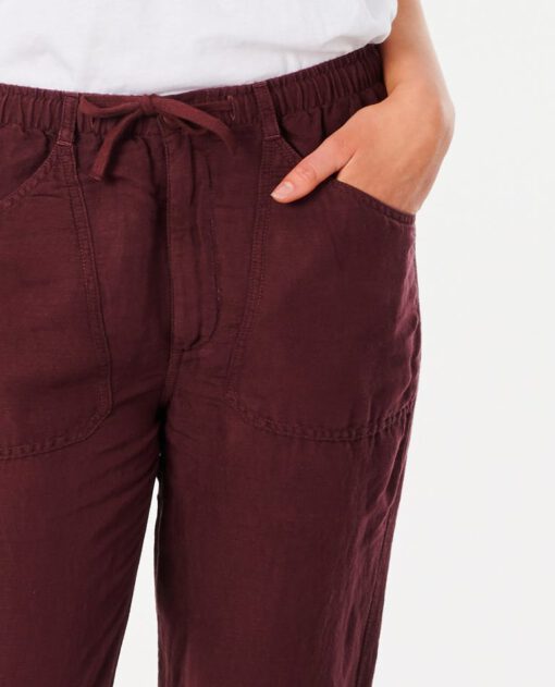 Pantalón fluido RIP CURL práctico y cómodo para Mujer Panoma Maroon Ref. GPABN9 granate