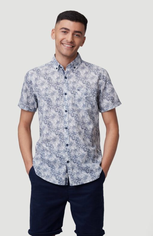 Camisa O'NEILL Hombre manga corta OUTLINE FLORAL SHORTSLEEVE SHIRT Egret Ref. 1A3740 blanca/azul floral