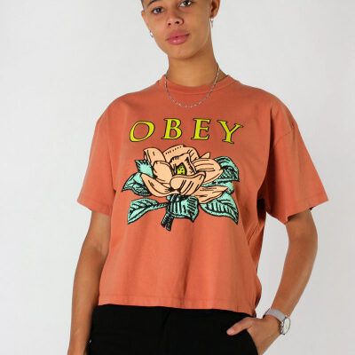 Camiseta manga corta OBEY chica Lotus flower Carmel Ref. 9111400 caldera flores pecho