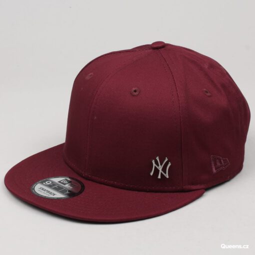 Gorra New Era Cap 9FIFTY MLB Flawless Metal NY Yankees Snapback Ref. 11352948 granate con logo metal