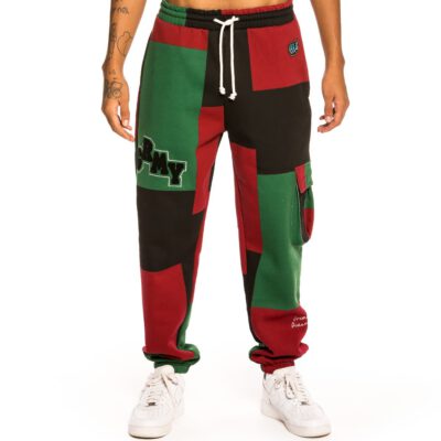 Pantalón deportivo GRIMEY cómodo UNISEX "Singgang Junction All Over Print" Sweatpants - Red | Fall 21 Ref. GRTS211-RED rojo/verde