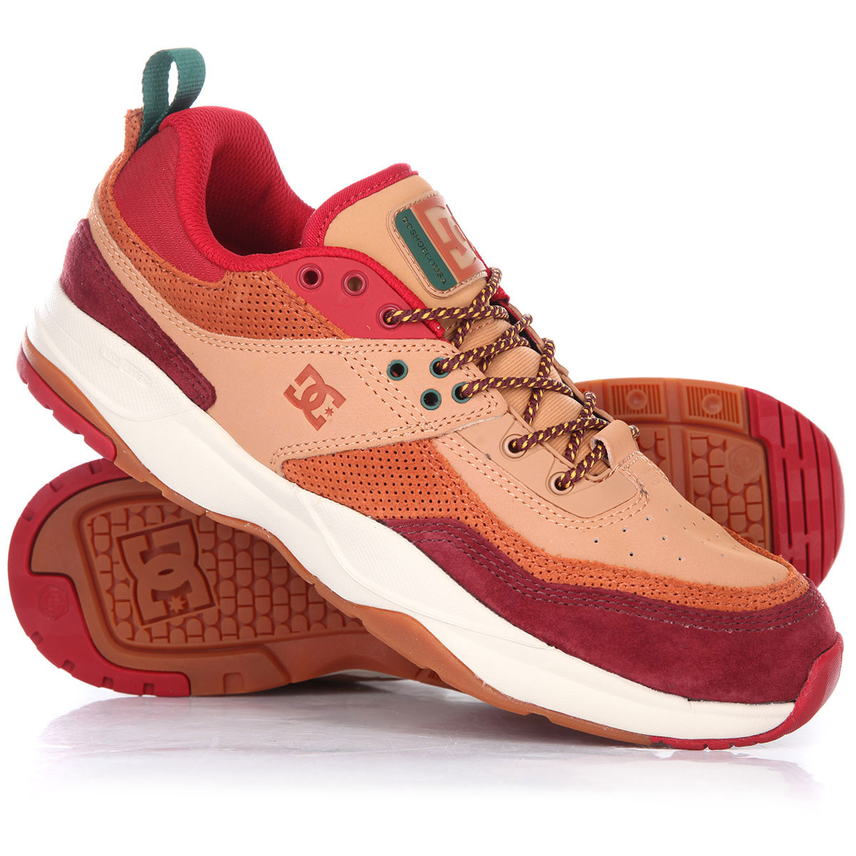 Dc tribeka hombre online