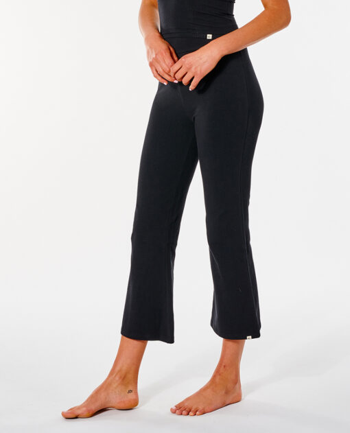 Pantalón fluido RIP CURL canalé práctico para Mujer Premium Rib Crop black Ref. GPACA9 negro