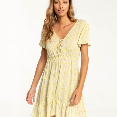 Vestido corto BILLABONG manga corta para mujer Day Trippin LIME Ref. C3DR07BIP2 lima flores blancas