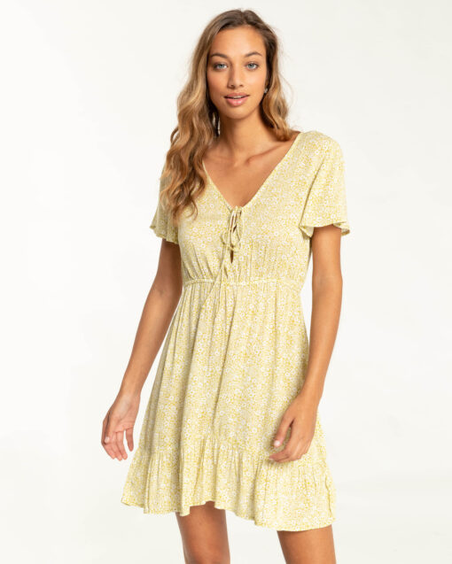 Vestido corto BILLABONG manga corta para mujer Day Trippin LIME Ref. C3DR07BIP2 lima flores blancas