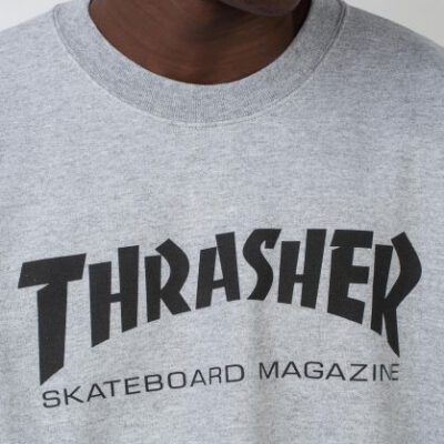 Sudadera THRASHER Hombre sin capucha Skate Mag crewneck Ref. 112103 Gris clara logo negro