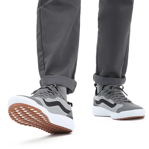 Zapatillas VANS cómodas Sneakers deporte hombre ULTRARANGE EXO Pewter/white VN0A4U1K1N61negra/gris suela blanca