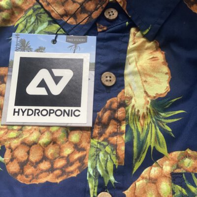 Camisa HYDROPONIC Manga corta Hombre divertida VERNON Ref. 18046-01 NAVY PINEAPPLE azul piñas