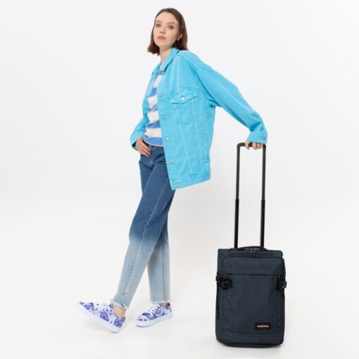 MALETA CABINA AVIÓN EASTPAK Tranverz XXS 25 Litros con seguridad EK0A5BE826W Triple Denim azul efecto tejano jeans