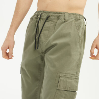 Pantalón Hydroponic largo hombre bolsillos laterales TRAILER SRG Surplus green Ref. P3502-04 verde caqui