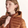 Chaqueta con capucha Jott midi 3/4 de plumas pato Mujer FW23WDOW13 NOUR -811 CARAMEL