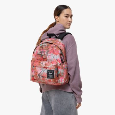 MOCHILA EASTPAK Day Pak'r EK0A5BG43O8 24 litros con bolsillo ordenador BEAUTIFUL CRIME ANDRÉ-multicolor