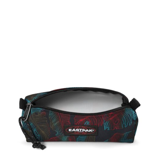 Estuche Eastpak escolar Benchmark SINGLE EK3724O3 BRIZE GRADE BLACK-fondo negro con estampado