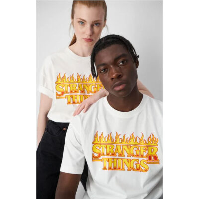 Camiseta CHAMPION STRANGER THINGS manga corta ref-217791 cha kk001 NBK-WHT-BLANCO